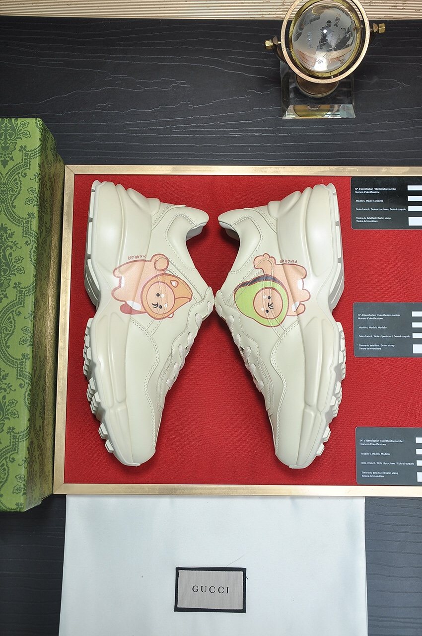 Gucci Bear Graphic Low-Top Sneakers — front