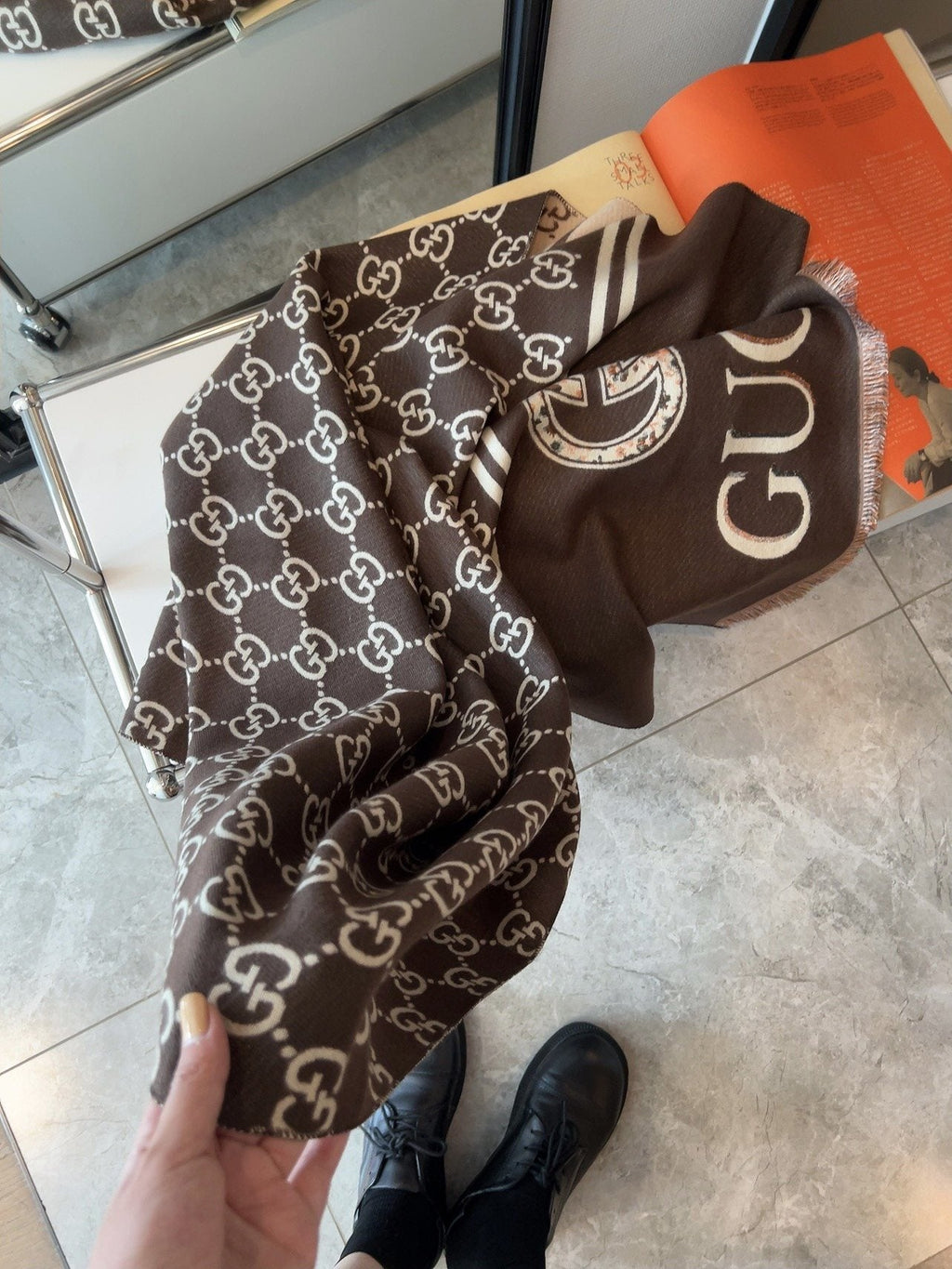 Gucci Jacquard Logo Scarf — front