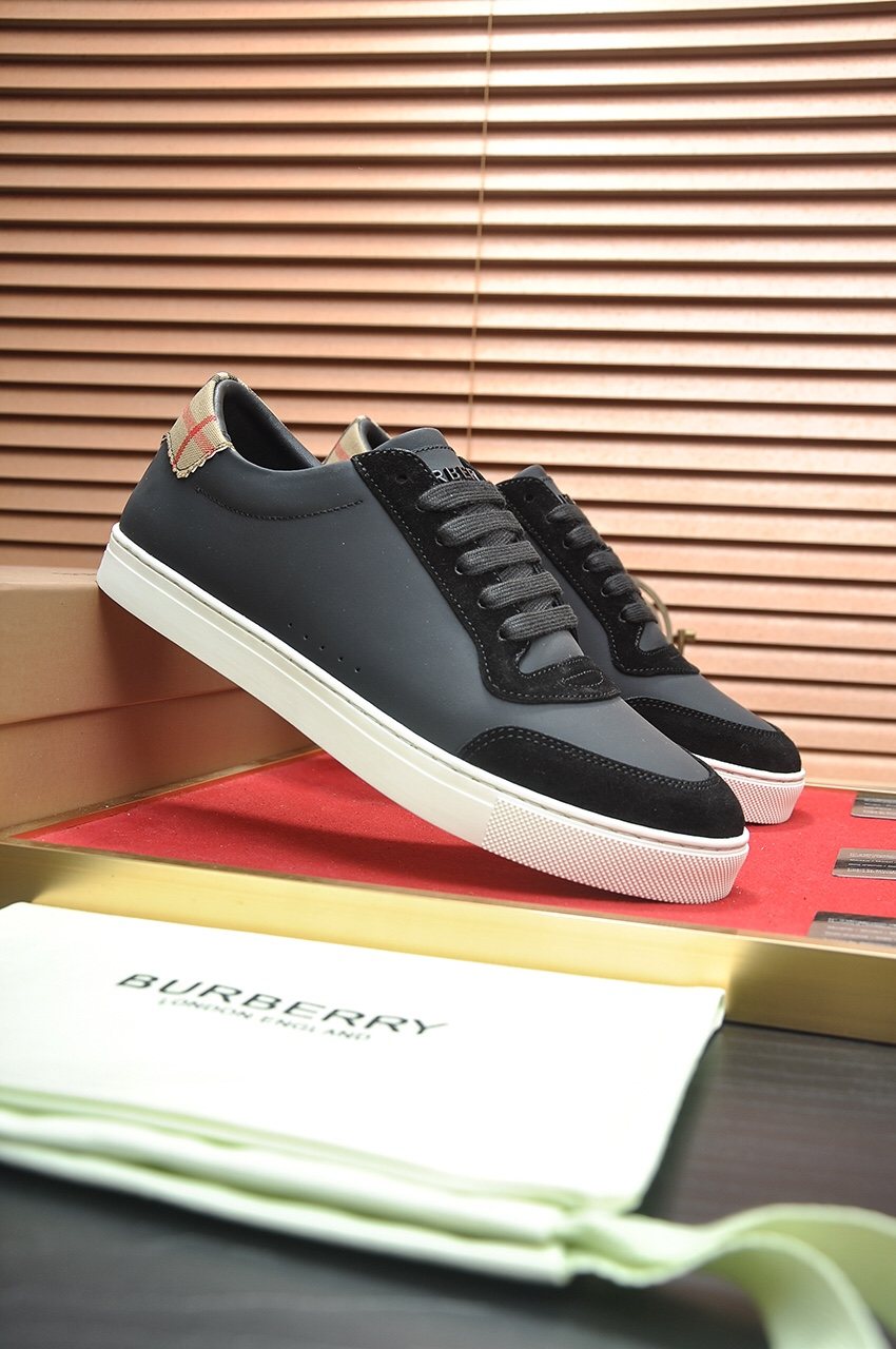 Burberry Check Heel Tab Low-Top Sneakers — side