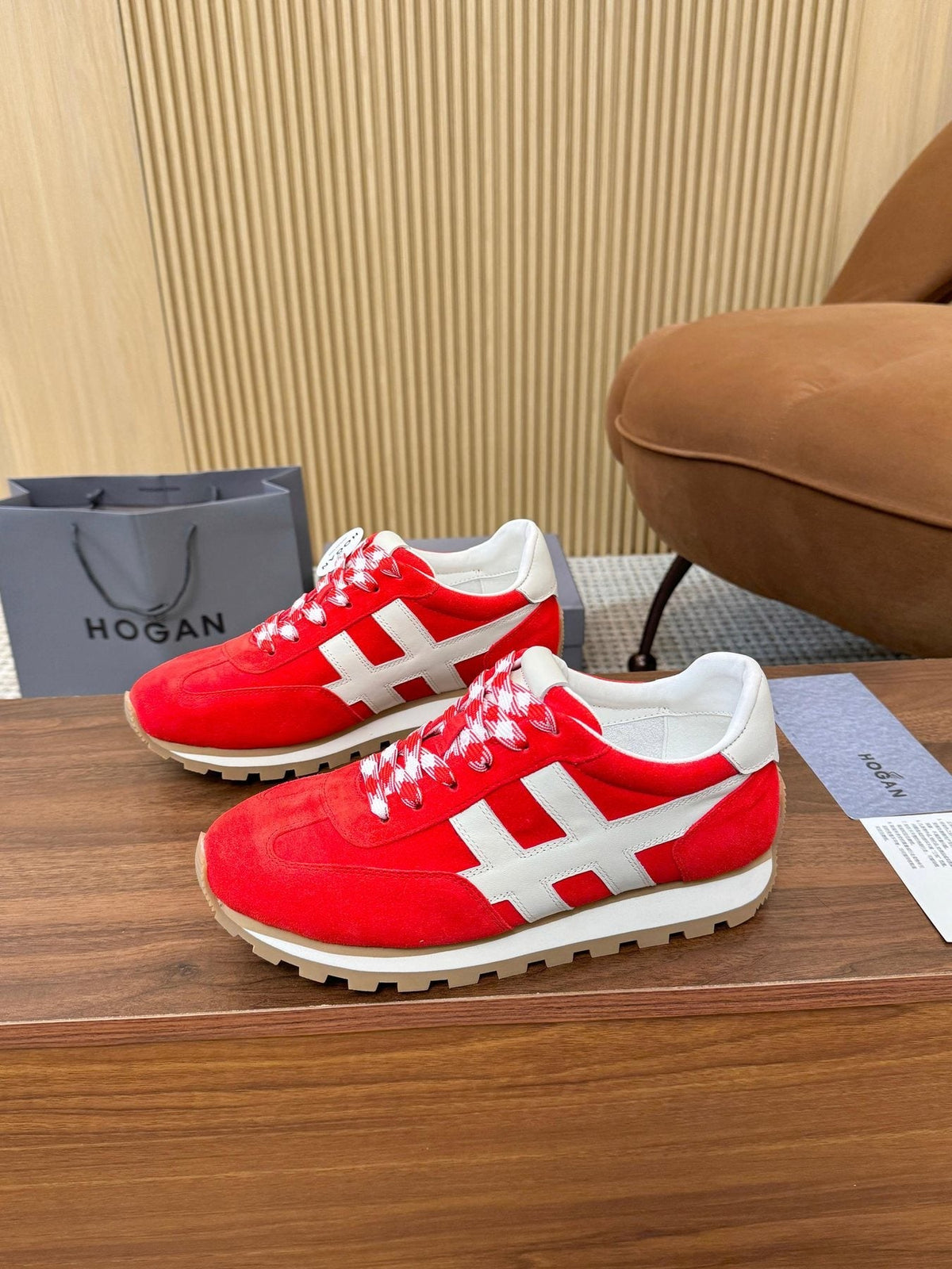 Hogan Leather Low-Top Sneakers — front
